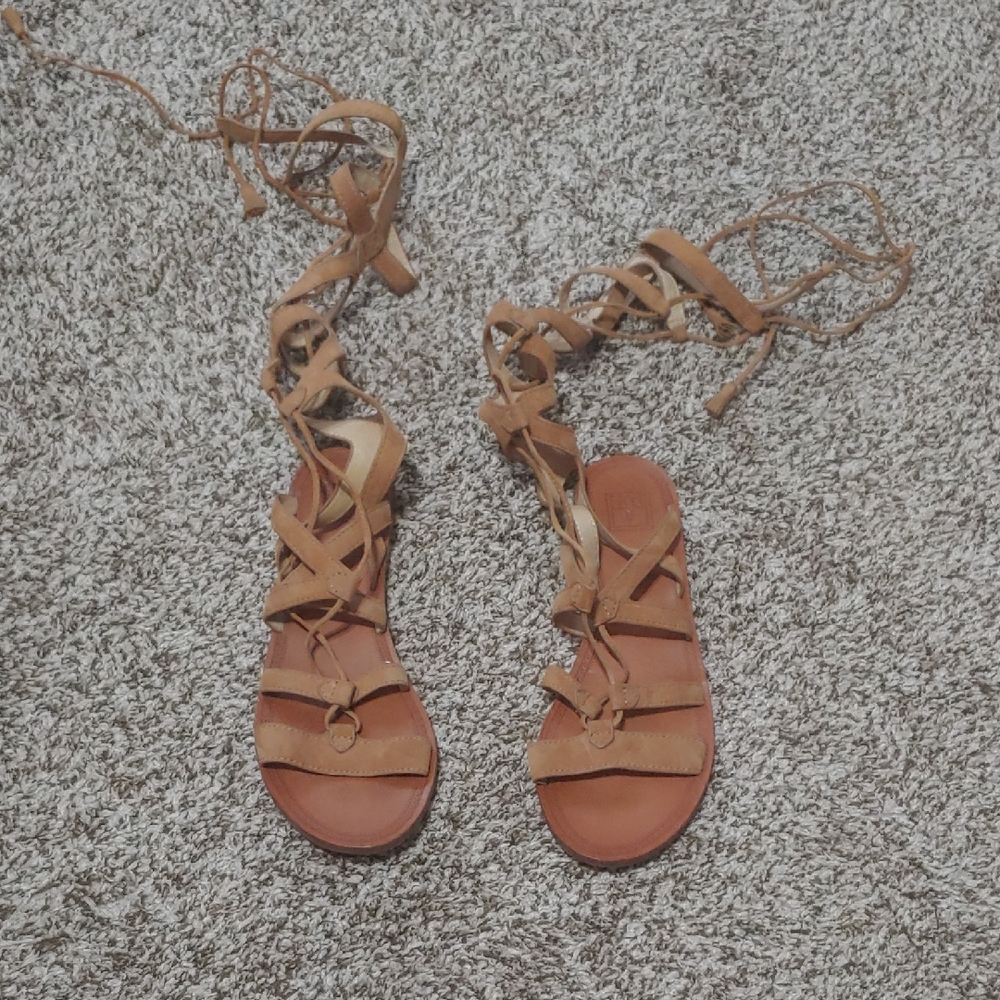 Frye Ruth Gladiator Sandals Tall Brown Straps Women's Size 8